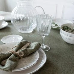 Laura Ashley Tafelkleed Sage Groen Wild Clematis 140x240cm -Modern Home Shop 1000093099 0102